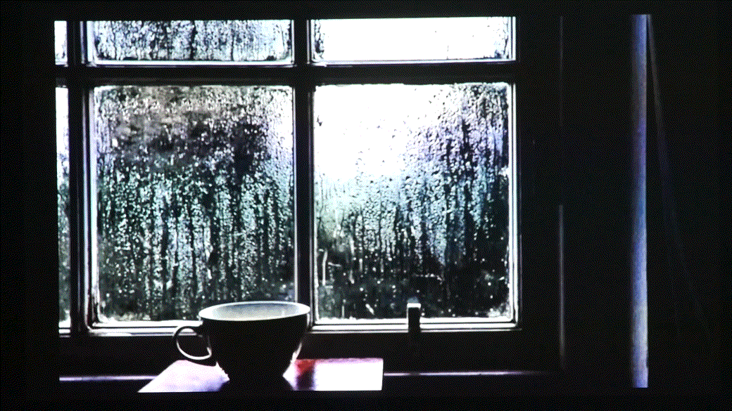 突破屏幕限制，享受沉浸体验：明基E582智能投影仪体验