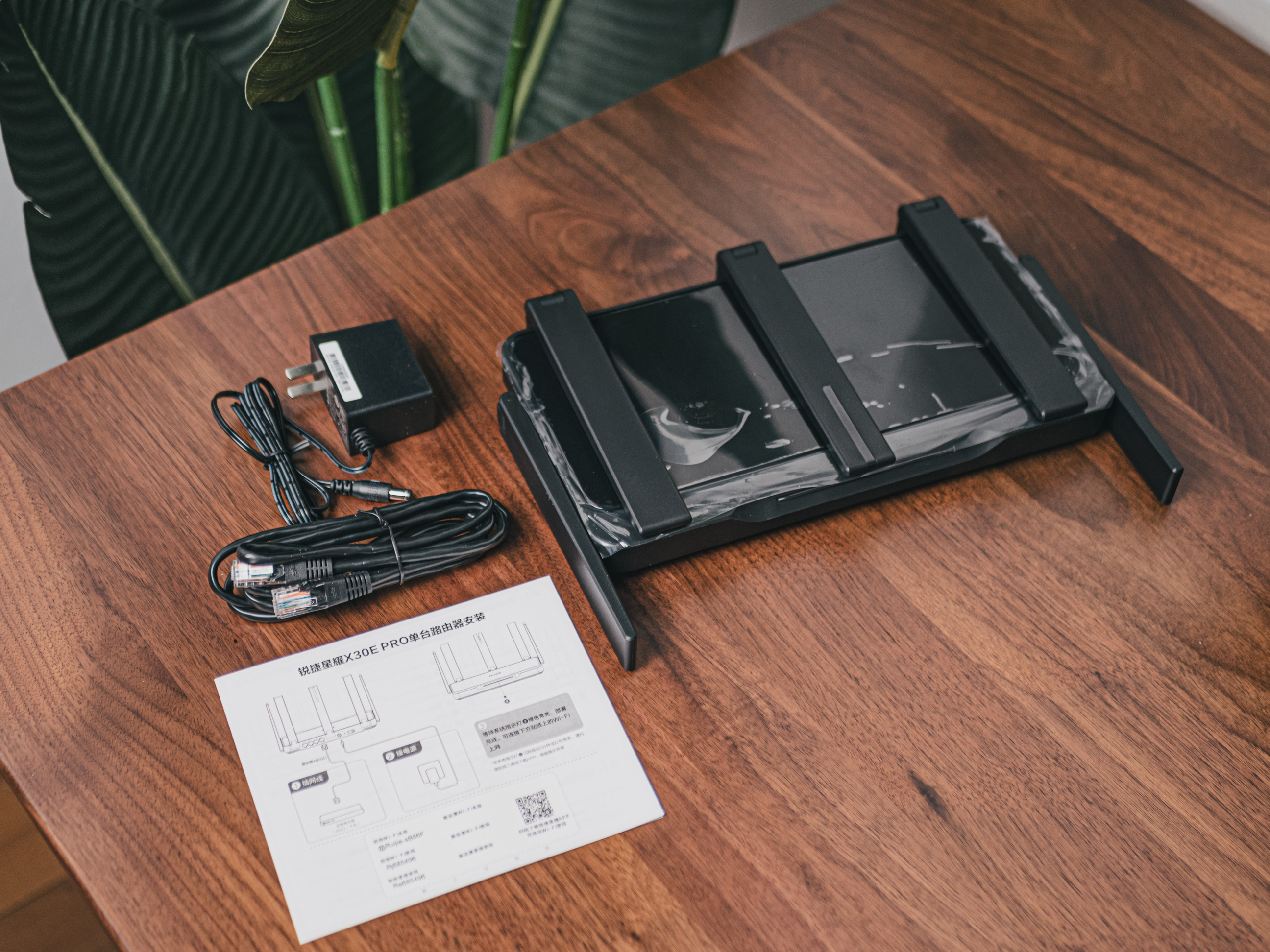 黑豹之名，极速出击，原来路由器不是越大越贵才越好！