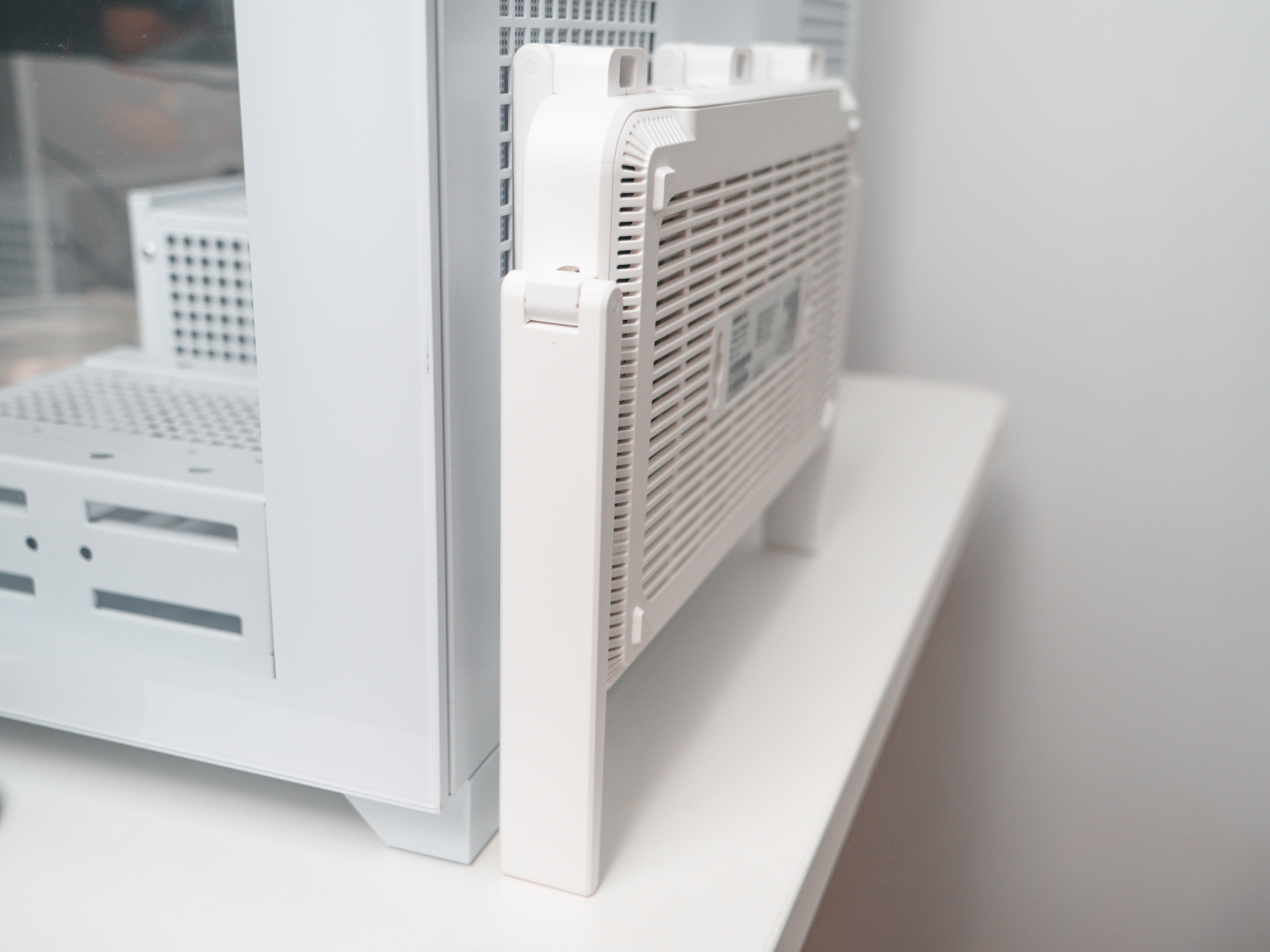 鱼和熊掌偏要兼得！百元级的电竞路由器居然也能这么好看、这么强！