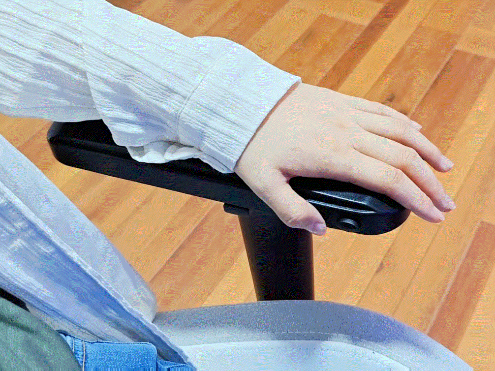 开局暴击！逐夜电竞椅用5个细节彻底俘获我的心！